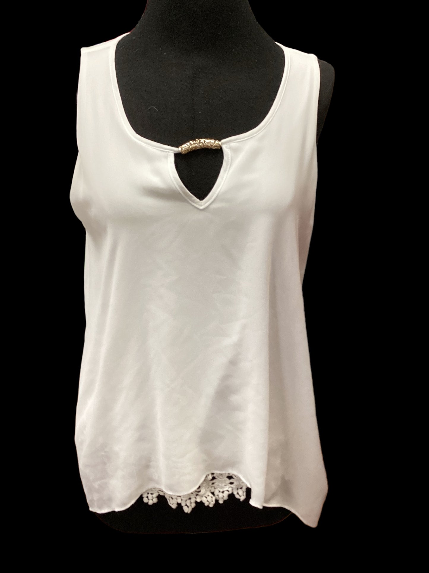 Top Sleeveless By Bcx  Size: M