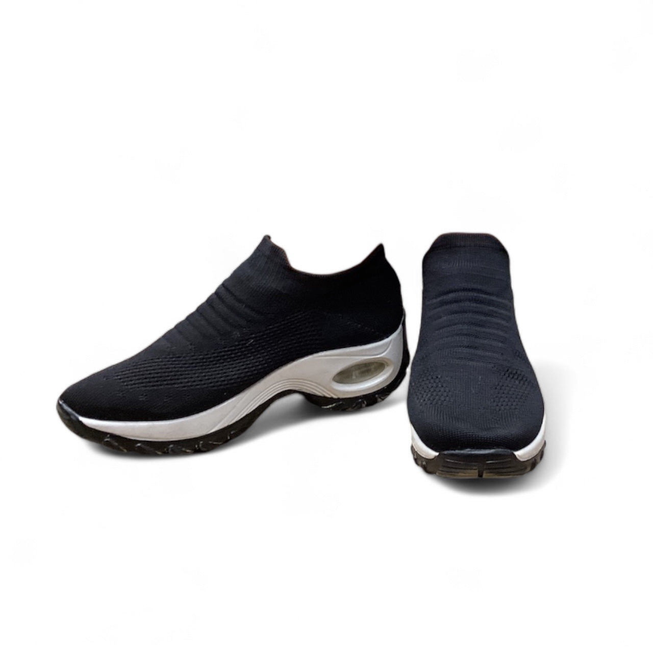 Shoes Athletic By Clothes Mentor In Black, Size: 8