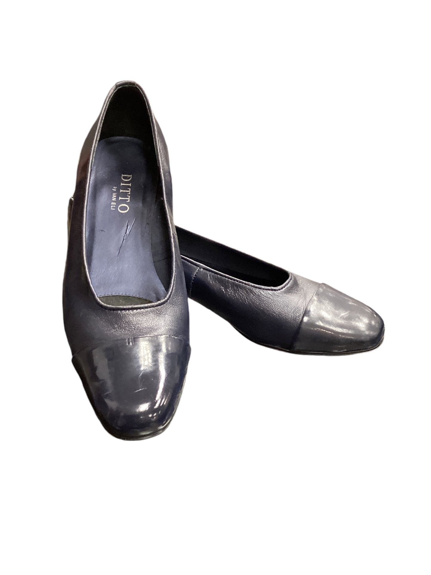 Shoes Flats By Vaneli In Navy, Size: 8.5