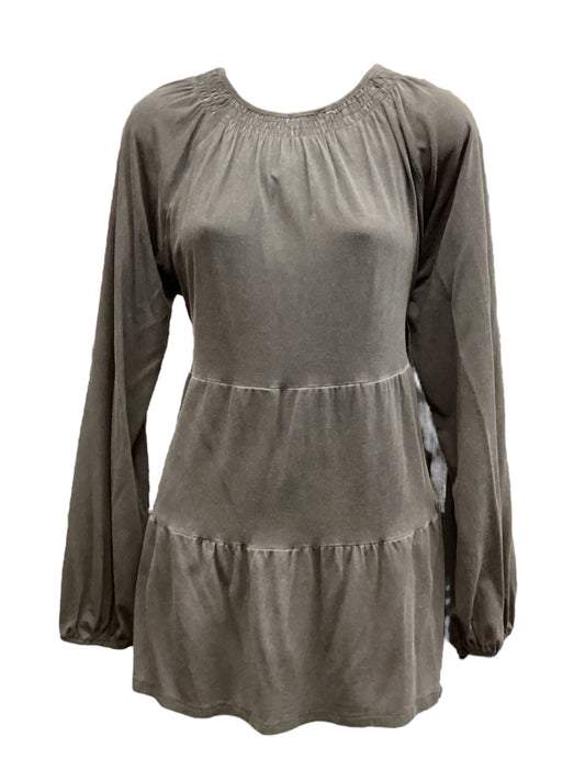 Top Long Sleeve By Wonderly In Grey, Size: M