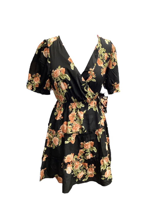 Dress Casual Short By Blush In Floral Print, Size: M